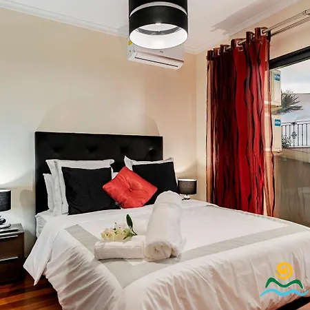 Ourmadeira - Belair, Fabulous Vila Funchal (Madeira)